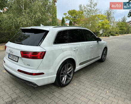 Белый Ауди SQ7, объемом двигателя 3.96 л и пробегом 128 тыс. км за 56500 $, фото 3 на Automoto.ua