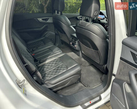 Белый Ауди SQ7, объемом двигателя 3.96 л и пробегом 128 тыс. км за 56500 $, фото 36 на Automoto.ua