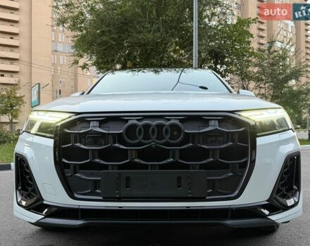 Белый Ауди SQ7, объемом двигателя 3.96 л и пробегом 129 тыс. км за 88000 $, фото 3 на Automoto.ua