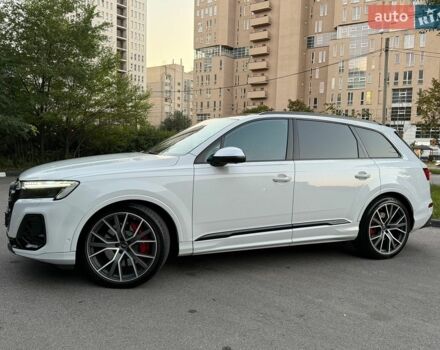 Белый Ауди SQ7, объемом двигателя 3.96 л и пробегом 129 тыс. км за 88000 $, фото 1 на Automoto.ua