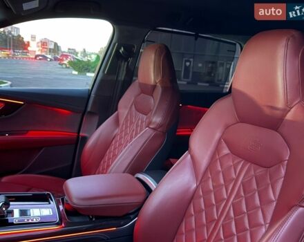 Белый Ауди SQ7, объемом двигателя 3.96 л и пробегом 129 тыс. км за 88000 $, фото 30 на Automoto.ua