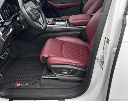 Белый Ауди SQ7, объемом двигателя 4 л и пробегом 53 тыс. км за 67890 $, фото 11 на Automoto.ua