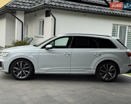Белый Ауди SQ7, объемом двигателя 4 л и пробегом 49 тыс. км за 78000 $, фото 6 на Automoto.ua