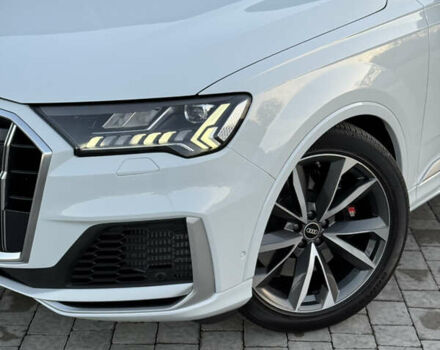 Белый Ауди SQ7, объемом двигателя 4 л и пробегом 49 тыс. км за 77500 $, фото 3 на Automoto.ua