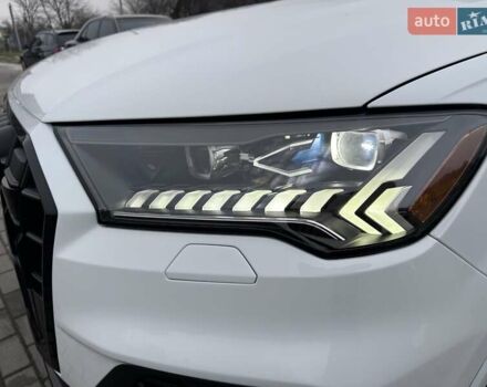 Белый Ауди SQ7, объемом двигателя 4 л и пробегом 53 тыс. км за 67890 $, фото 7 на Automoto.ua