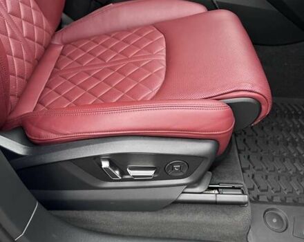 Белый Ауди SQ7, объемом двигателя 4 л и пробегом 53 тыс. км за 67890 $, фото 16 на Automoto.ua