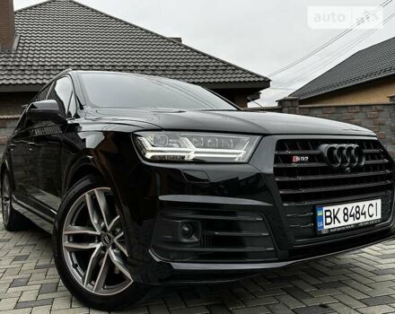 Чорний Ауді SQ7, об'ємом двигуна 4 л та пробігом 142 тис. км за 64500 $, фото 7 на Automoto.ua