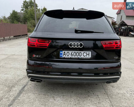 Чорний Ауді SQ7, об'ємом двигуна 3.96 л та пробігом 236 тис. км за 47900 $, фото 5 на Automoto.ua