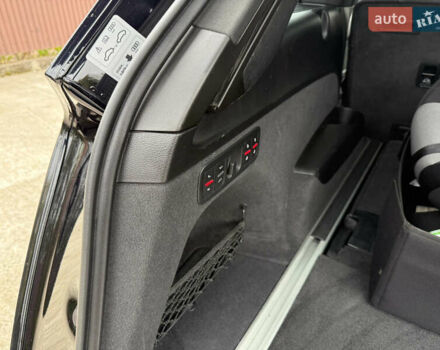 Чорний Ауді SQ7, об'ємом двигуна 3.96 л та пробігом 236 тис. км за 47800 $, фото 9 на Automoto.ua