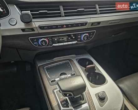 Чорний Ауді SQ7, об'ємом двигуна 2.97 л та пробігом 78 тис. км за 62000 $, фото 36 на Automoto.ua
