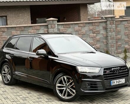 Чорний Ауді SQ7, об'ємом двигуна 4 л та пробігом 142 тис. км за 64500 $, фото 3 на Automoto.ua