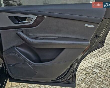 Чорний Ауді SQ7, об'ємом двигуна 2.97 л та пробігом 78 тис. км за 62000 $, фото 48 на Automoto.ua