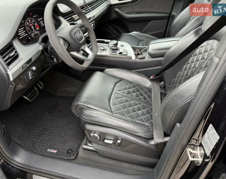 Чорний Ауді SQ7, об'ємом двигуна 3.96 л та пробігом 236 тис. км за 47800 $, фото 6 на Automoto.ua