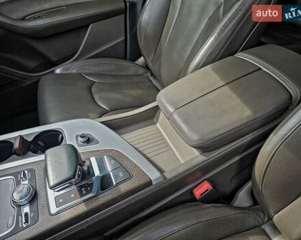 Чорний Ауді SQ7, об'ємом двигуна 2.97 л та пробігом 78 тис. км за 62000 $, фото 37 на Automoto.ua