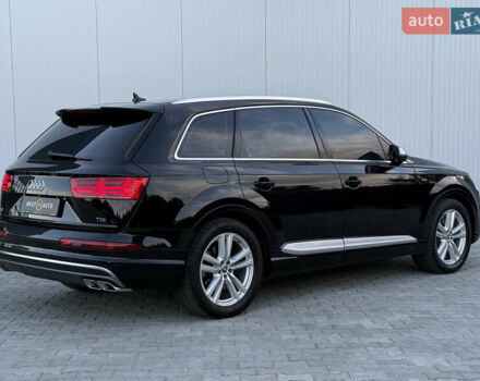 Черный Ауди SQ7, объемом двигателя 3.96 л и пробегом 343 тыс. км за 35500 $, фото 5 на Automoto.ua
