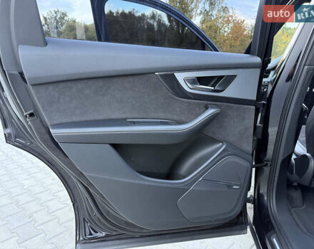 Черный Ауди SQ7, объемом двигателя 3.96 л и пробегом 343 тыс. км за 35500 $, фото 38 на Automoto.ua