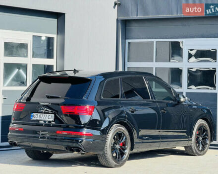 Чорний Ауді SQ7, об'ємом двигуна 3.96 л та пробігом 170 тис. км за 53400 $, фото 5 на Automoto.ua