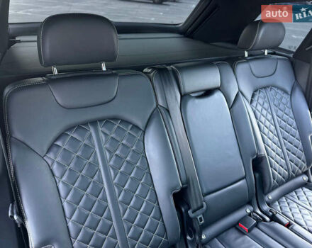 Чорний Ауді SQ7, об'ємом двигуна 3.96 л та пробігом 111 тис. км за 57500 $, фото 82 на Automoto.ua