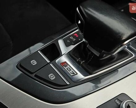 Черный Ауди SQ7, объемом двигателя 3.96 л и пробегом 343 тыс. км за 32999 $, фото 71 на Automoto.ua