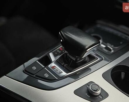 Черный Ауди SQ7, объемом двигателя 3.96 л и пробегом 343 тыс. км за 32999 $, фото 70 на Automoto.ua