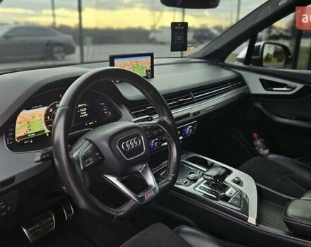 Черный Ауди SQ7, объемом двигателя 3.96 л и пробегом 343 тыс. км за 32999 $, фото 46 на Automoto.ua