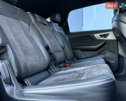 Черный Ауди SQ7, объемом двигателя 3.96 л и пробегом 343 тыс. км за 35500 $, фото 27 на Automoto.ua