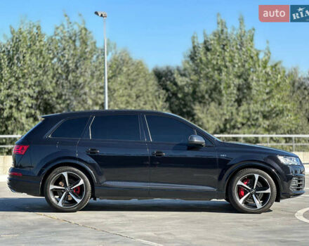 Чорний Ауді SQ7, об'ємом двигуна 3.96 л та пробігом 111 тис. км за 57500 $, фото 11 на Automoto.ua