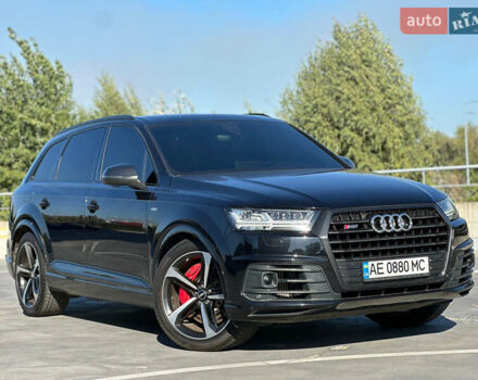 Чорний Ауді SQ7, об'ємом двигуна 3.96 л та пробігом 111 тис. км за 57500 $, фото 15 на Automoto.ua
