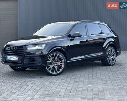 Черный Ауди SQ7, объемом двигателя 4 л и пробегом 135 тыс. км за 63000 $, фото 2 на Automoto.ua