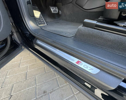 Чорний Ауді SQ7, об'ємом двигуна 3.96 л та пробігом 170 тис. км за 53400 $, фото 55 на Automoto.ua