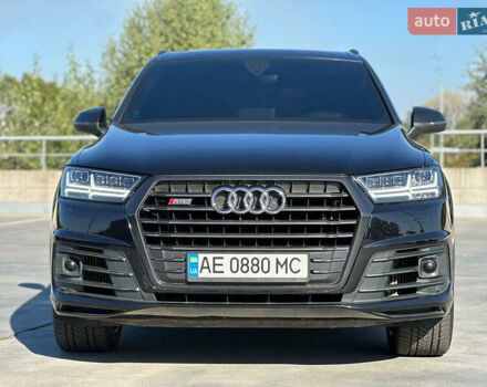 Чорний Ауді SQ7, об'ємом двигуна 3.96 л та пробігом 111 тис. км за 57500 $, фото 17 на Automoto.ua