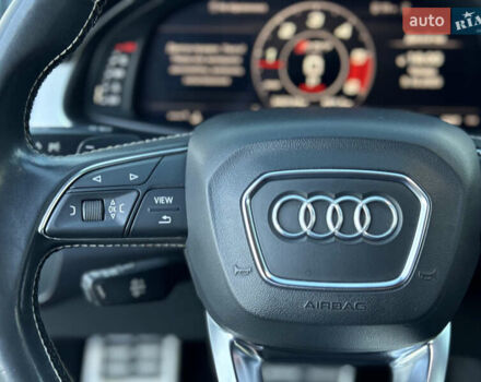 Черный Ауди SQ7, объемом двигателя 3.96 л и пробегом 343 тыс. км за 35500 $, фото 16 на Automoto.ua