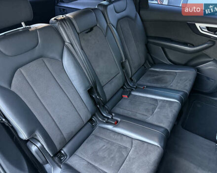 Черный Ауди SQ7, объемом двигателя 3.96 л и пробегом 343 тыс. км за 35500 $, фото 28 на Automoto.ua