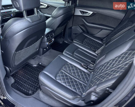Черный Ауди SQ7, объемом двигателя 4 л и пробегом 135 тыс. км за 63000 $, фото 29 на Automoto.ua