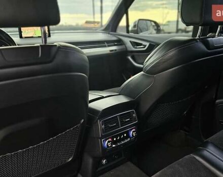 Черный Ауди SQ7, объемом двигателя 3.96 л и пробегом 343 тыс. км за 32999 $, фото 80 на Automoto.ua