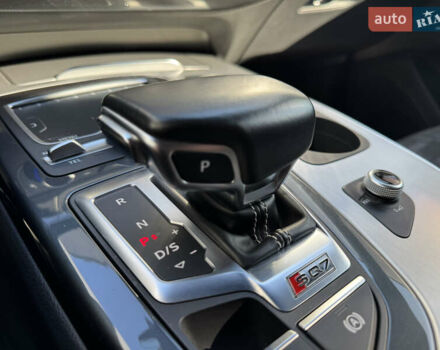 Чорний Ауді SQ7, об'ємом двигуна 3.96 л та пробігом 170 тис. км за 53400 $, фото 66 на Automoto.ua