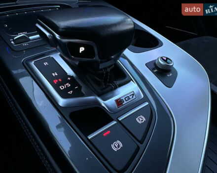 Черный Ауди SQ7, объемом двигателя 3.96 л и пробегом 343 тыс. км за 35500 $, фото 20 на Automoto.ua