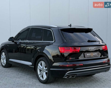 Черный Ауди SQ7, объемом двигателя 3.96 л и пробегом 343 тыс. км за 35500 $, фото 3 на Automoto.ua
