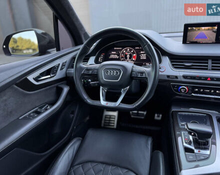 Черный Ауди SQ7, объемом двигателя 4 л и пробегом 135 тыс. км за 63000 $, фото 20 на Automoto.ua