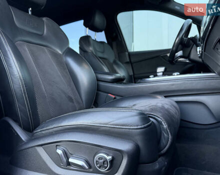 Черный Ауди SQ7, объемом двигателя 3.96 л и пробегом 343 тыс. км за 35500 $, фото 30 на Automoto.ua