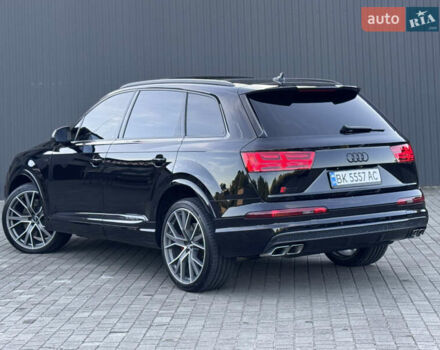 Черный Ауди SQ7, объемом двигателя 4 л и пробегом 135 тыс. км за 63000 $, фото 13 на Automoto.ua