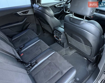 Черный Ауди SQ7, объемом двигателя 3.96 л и пробегом 343 тыс. км за 35500 $, фото 26 на Automoto.ua