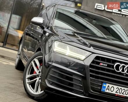 Чорний Ауді SQ7, об'ємом двигуна 3.96 л та пробігом 126 тис. км за 59999 $, фото 10 на Automoto.ua