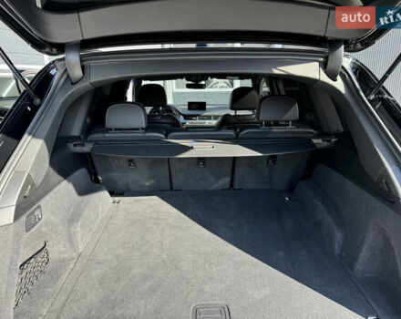 Чорний Ауді SQ7, об'ємом двигуна 3.96 л та пробігом 170 тис. км за 53400 $, фото 57 на Automoto.ua