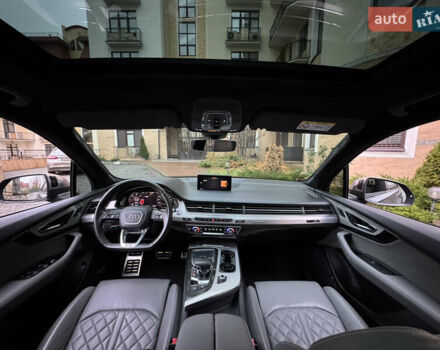 Чорний Ауді SQ7, об'ємом двигуна 3.96 л та пробігом 110 тис. км за 58400 $, фото 33 на Automoto.ua