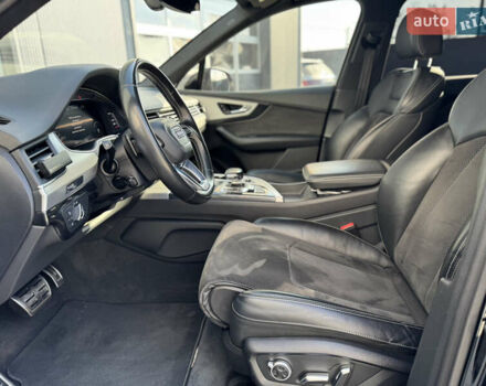 Чорний Ауді SQ7, об'ємом двигуна 3.96 л та пробігом 170 тис. км за 53400 $, фото 46 на Automoto.ua