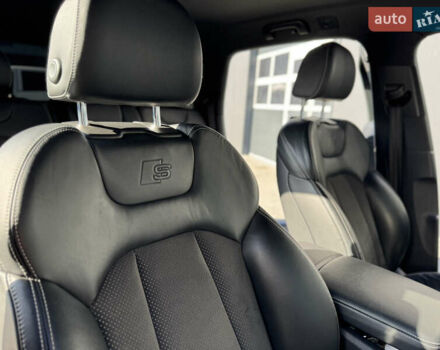 Чорний Ауді SQ7, об'ємом двигуна 3.96 л та пробігом 170 тис. км за 53400 $, фото 50 на Automoto.ua