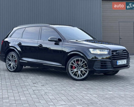 Черный Ауди SQ7, объемом двигателя 4 л и пробегом 135 тыс. км за 63000 $, фото 8 на Automoto.ua