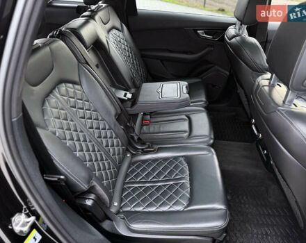Чорний Ауді SQ7, об'ємом двигуна 3.96 л та пробігом 163 тис. км за 62000 $, фото 45 на Automoto.ua
