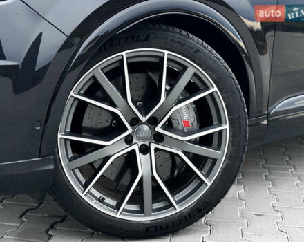Чорний Ауді SQ7, об'ємом двигуна 3.96 л та пробігом 163 тис. км за 62000 $, фото 77 на Automoto.ua